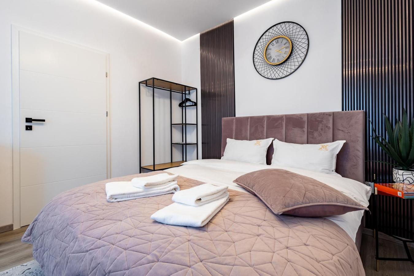 Lola'S Studio Brasov Ngoại thất bức ảnh