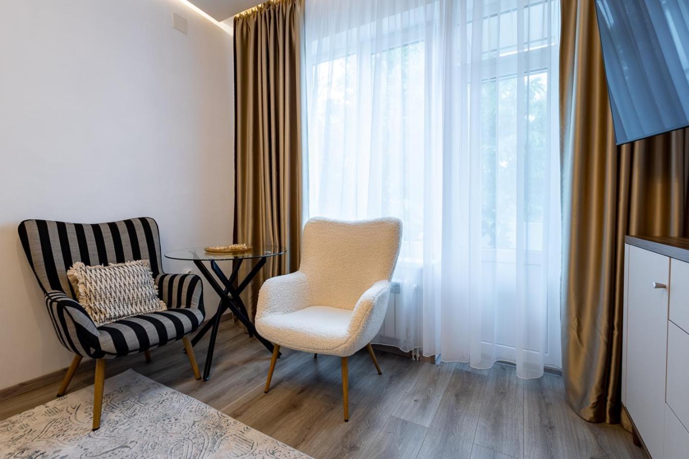 Lola'S Studio Brasov Ngoại thất bức ảnh