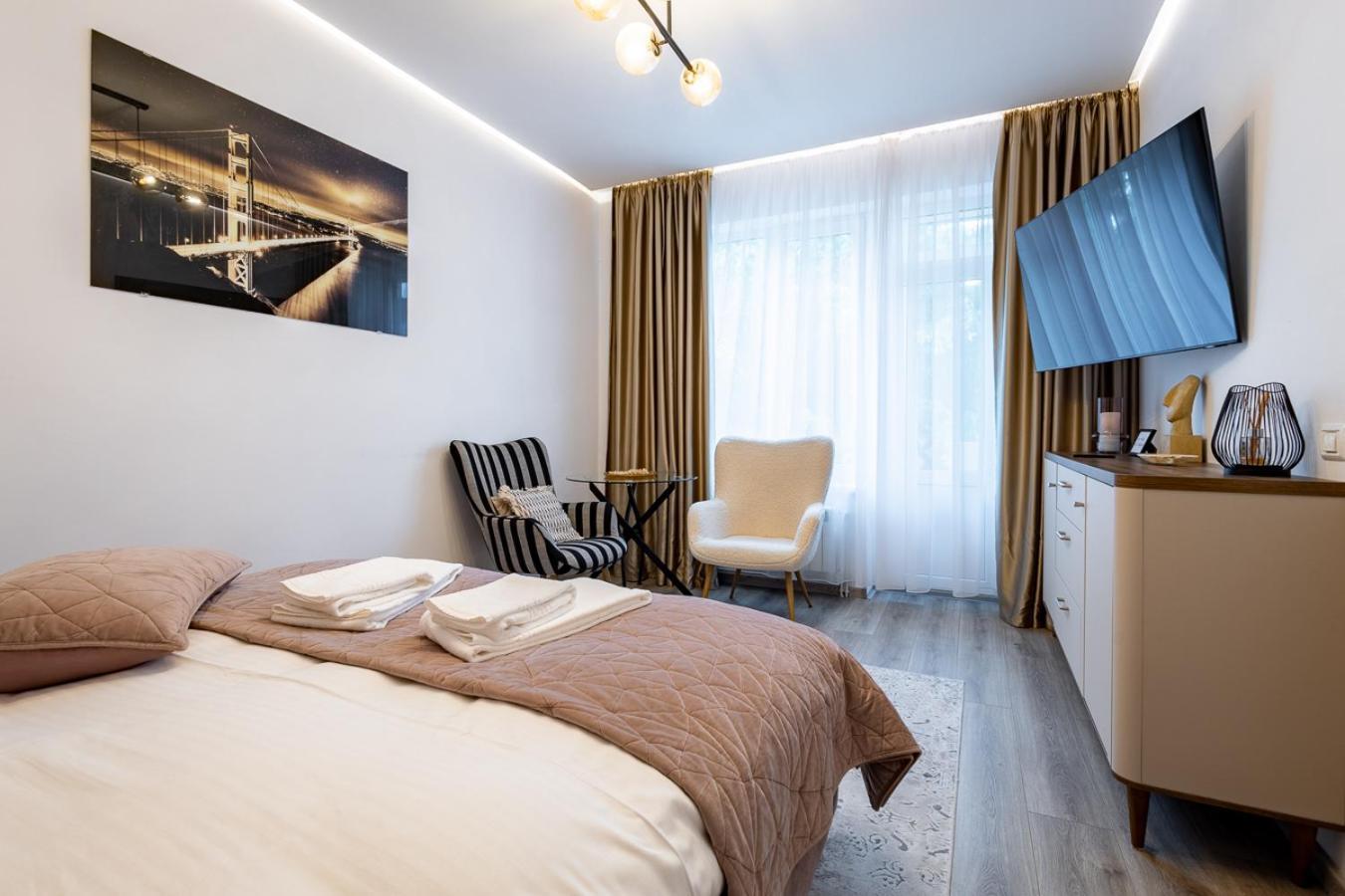 Lola'S Studio Brasov Ngoại thất bức ảnh